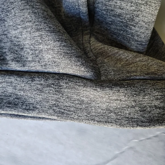 Nike Therma-Fit Hoodie Gray Youth Size XL Sweatshirt Thumb Holes Stain Repel - Picture 12 of 16